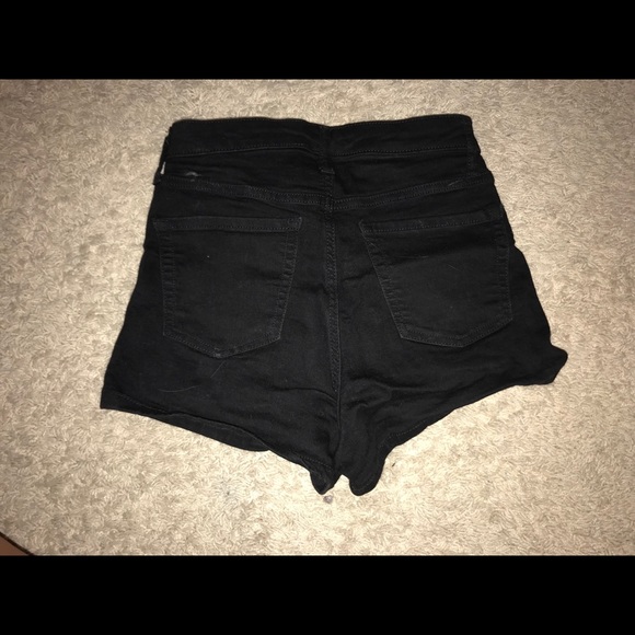 Black high rise jean shorts - Picture 2 of 6